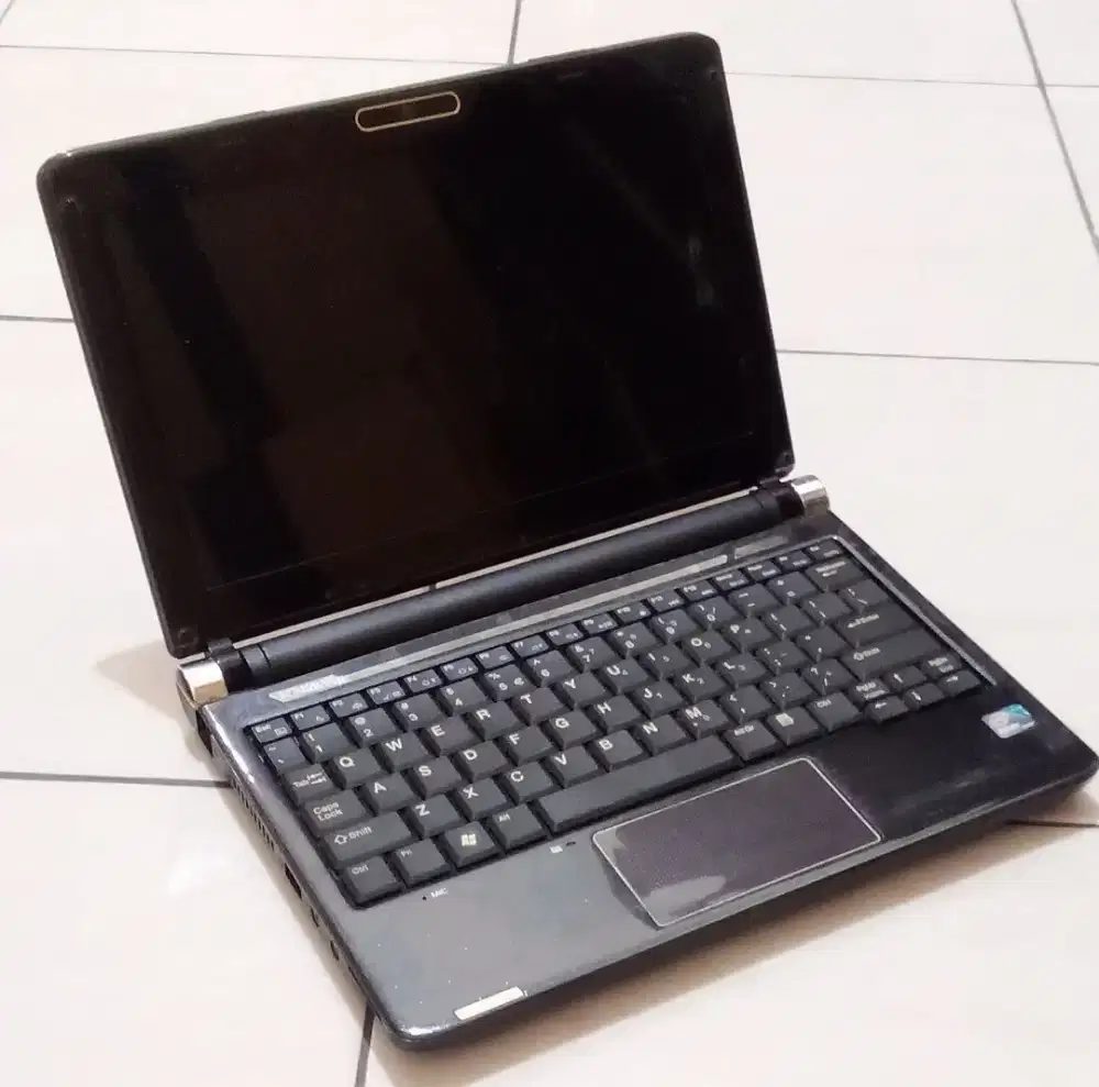 Netbook merk Elevo - Intel Atom N280 - Ram 2 Gb / Hd 160 Gb - Matot