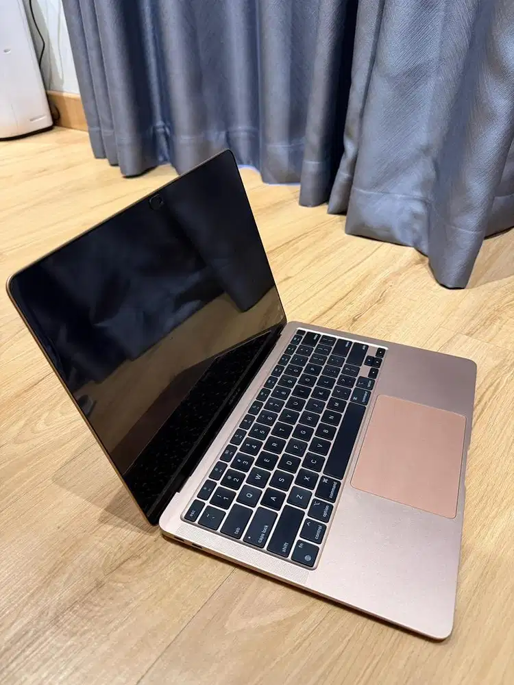 Jual macbook air m1 8 Gb 256 Gb