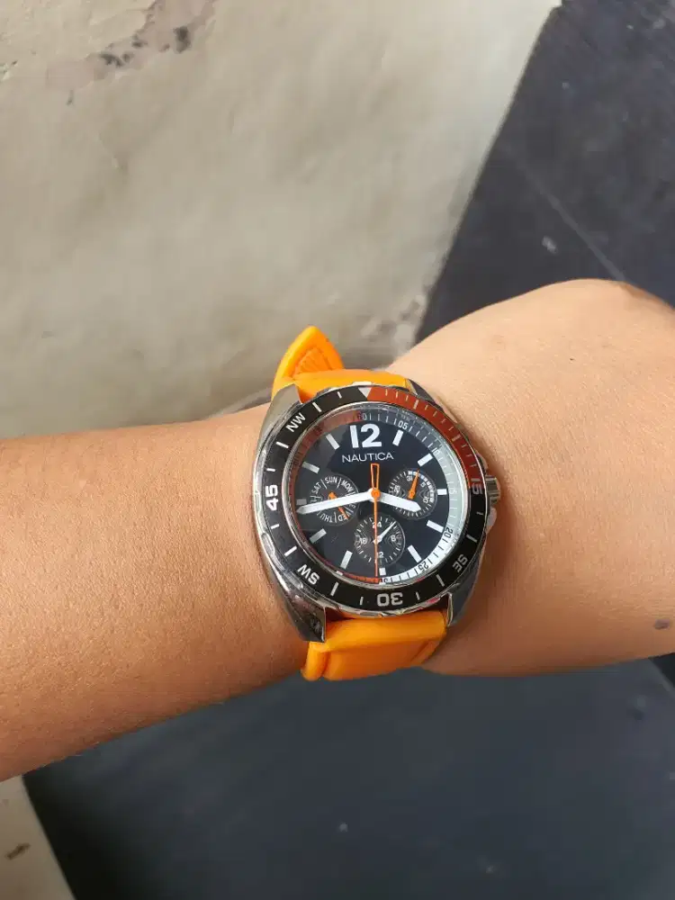 Jam Nautica second layak pakai