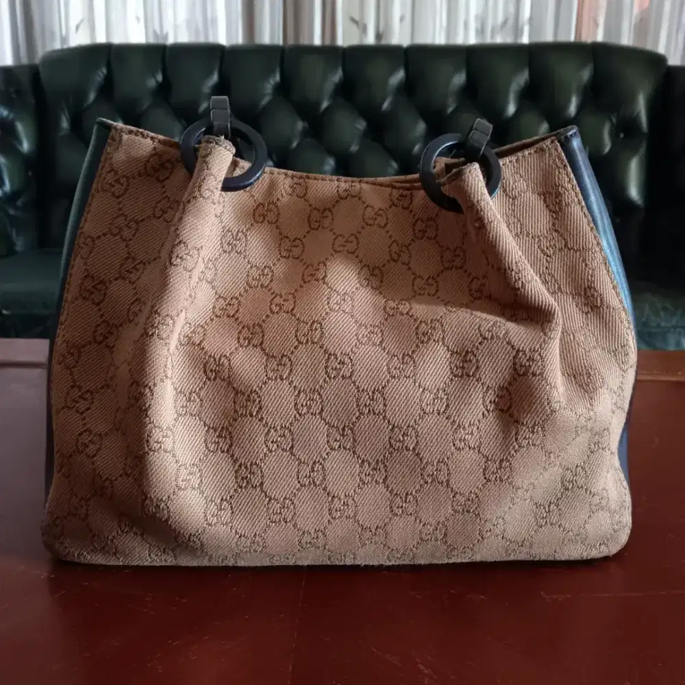 Tas Wanita Gucci tan GG Canvas Rare Vintage Asli (Second)