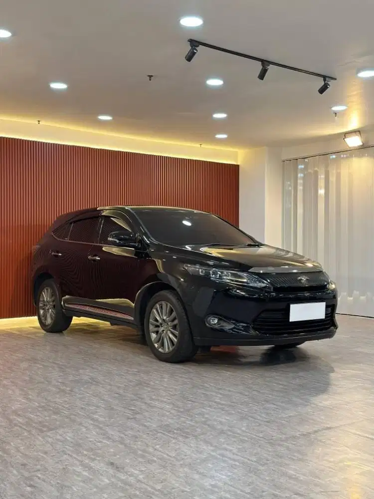 Toyota Harrier Advance 2.0 AT Tahun 2014