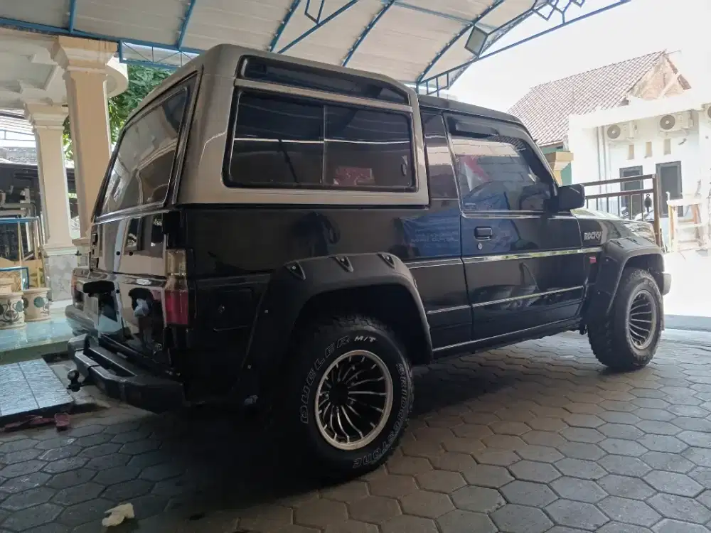 Daihatsu Taft Rocky 4x4 th 1996