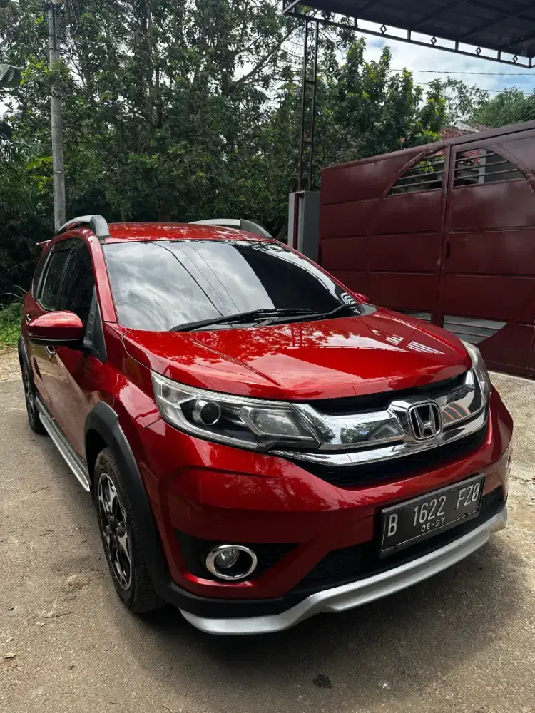 Honda BR-V Prestige matic 2017 (deskripsi)