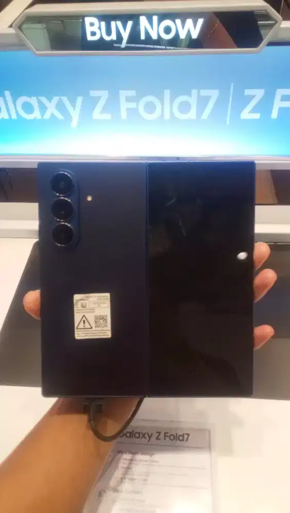 SAMSUNG GALAXY Z FOLD7