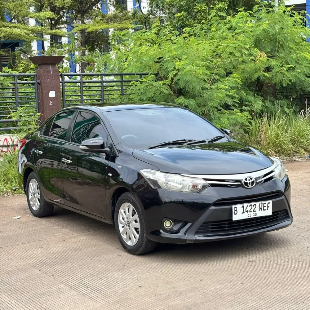 Toyota Limo 2015 Bensin