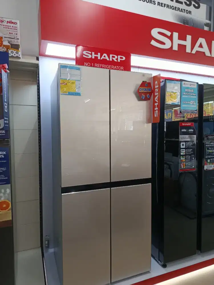 Kulkas sharp 401L, 180 Watt