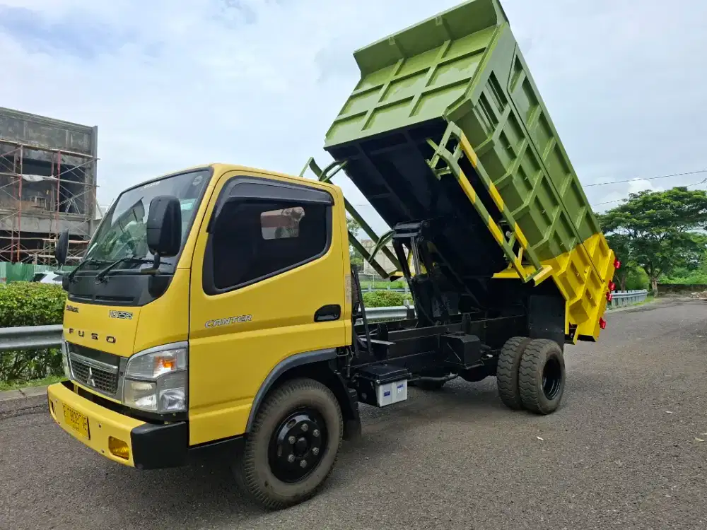 Mitsubishi Canter Dump Truk 2021