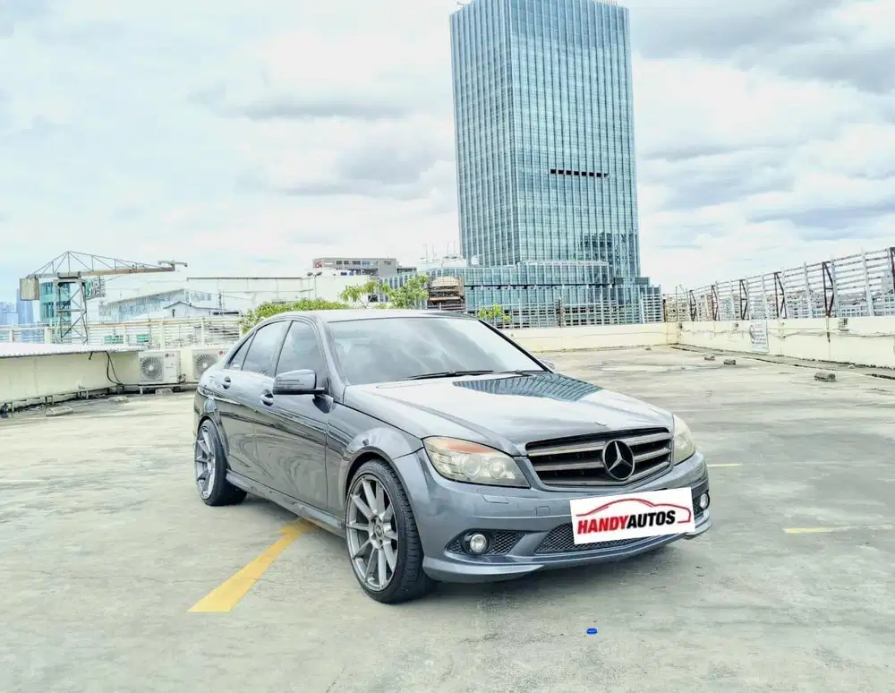 Mercedes Benz C280 Tahun 2009 Automatic Abu abu metalik