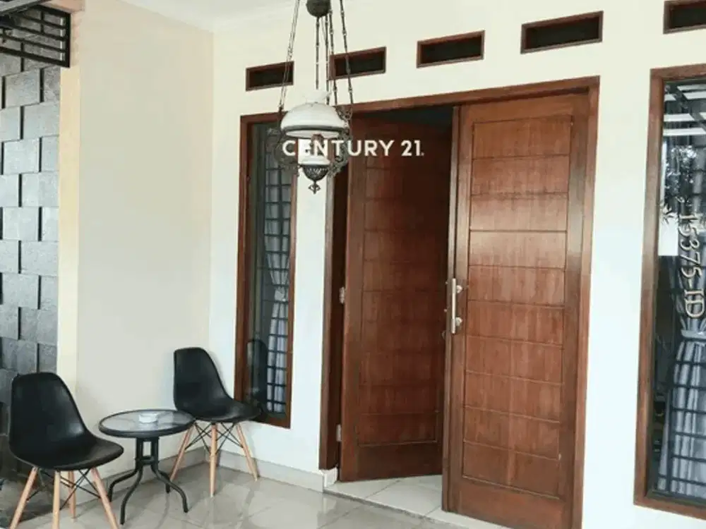 Dijual Rumah homey di hook tanah luas dan murah dalam kompleks strategis dekat Stasiun