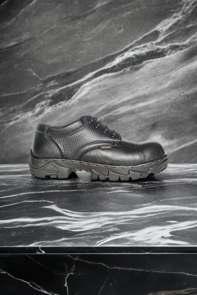 Supplier sepatu safety boot wanita Cibinong