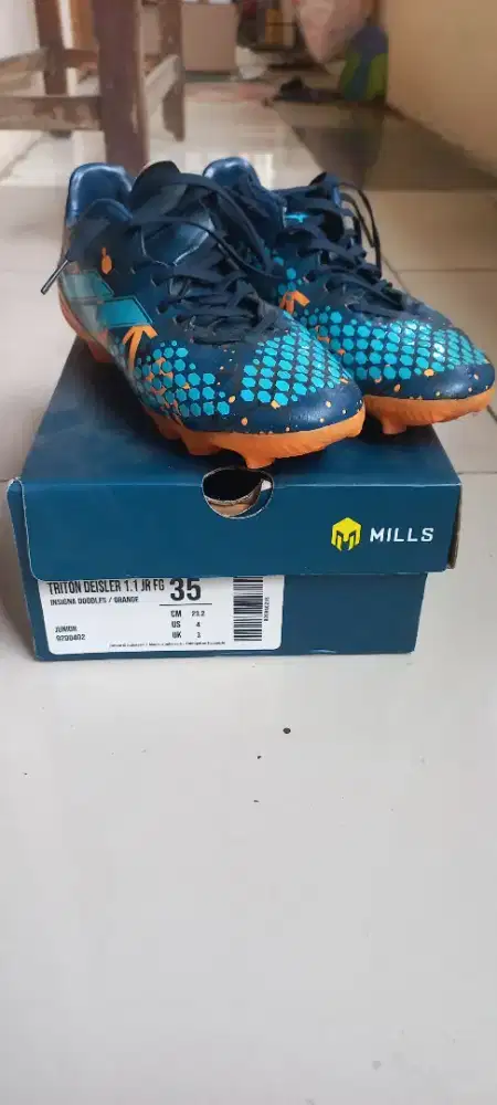 Jual Sepatu Bola Anak MILLS