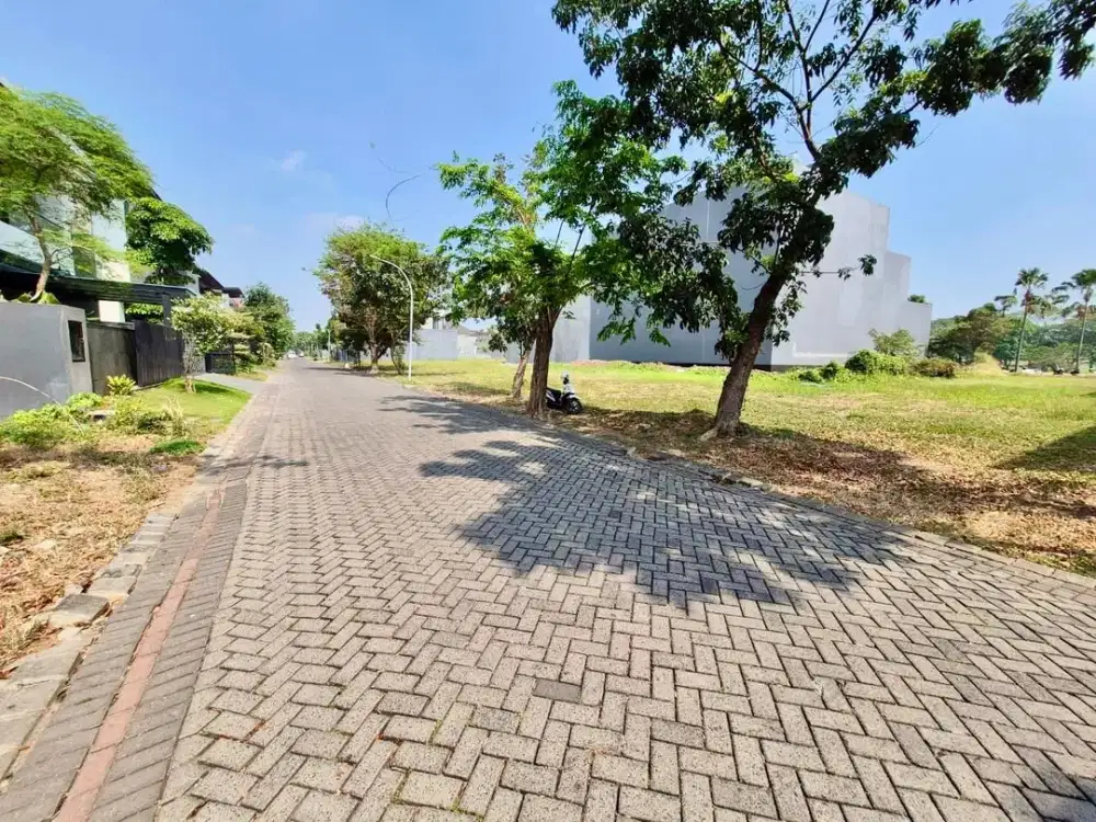 Tanah Murah Pakuwon Indah Dekat Graha Family Citraland