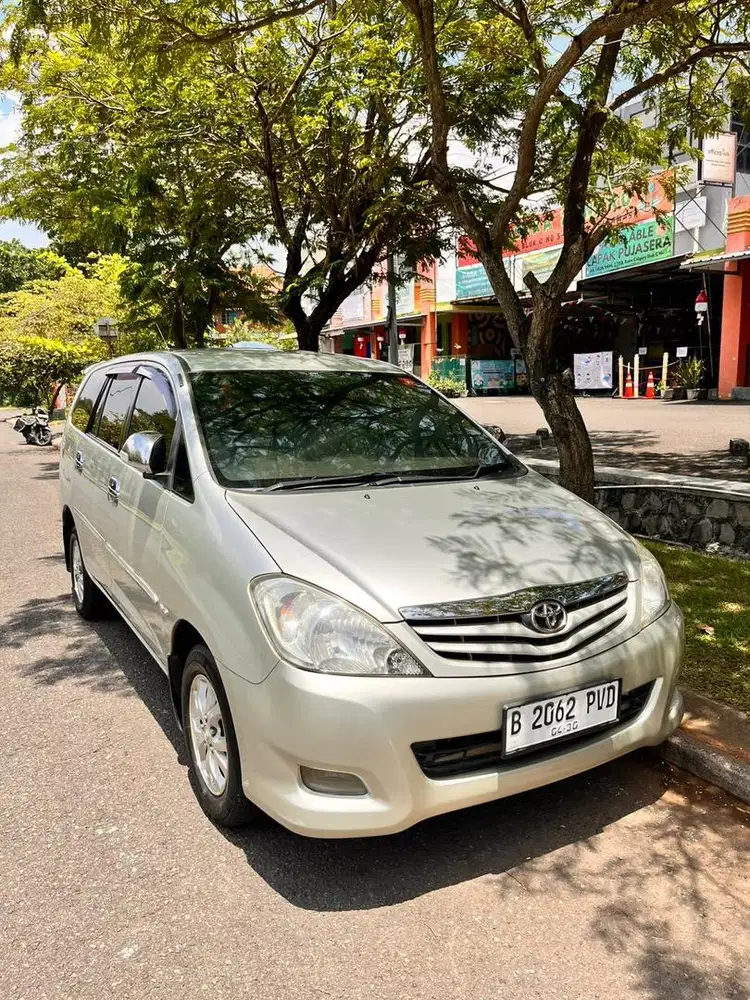Toyota Kijang Innova 2009 Diesel