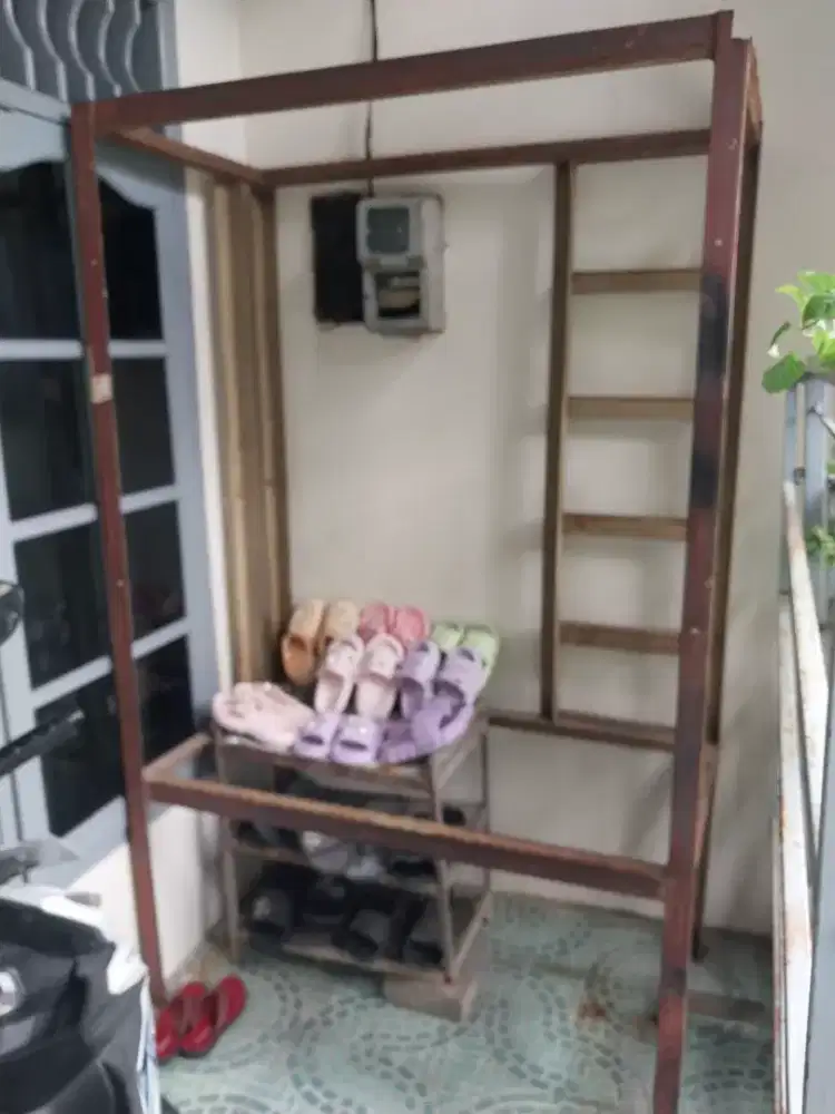 Besi Bekas Dudukan toren