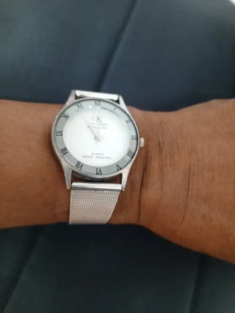 Jam tangan unisex CK