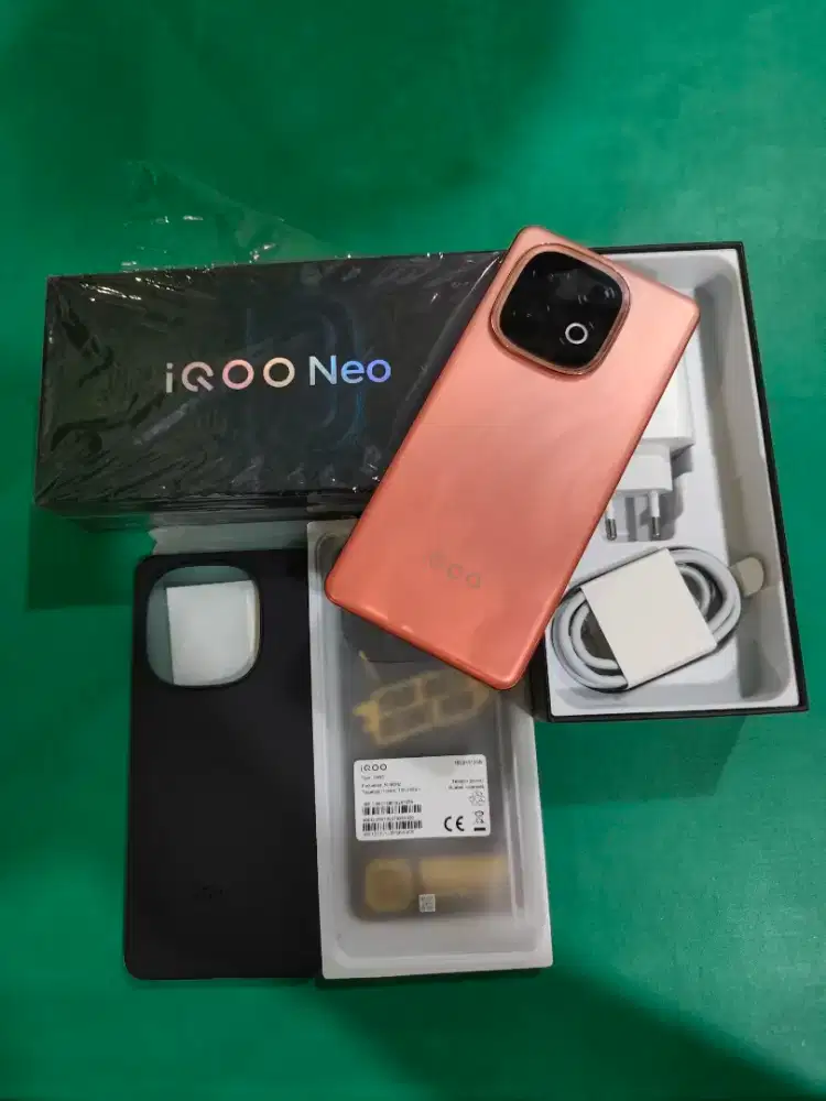 IQOO NEO 10 16/512 LIKENEWW