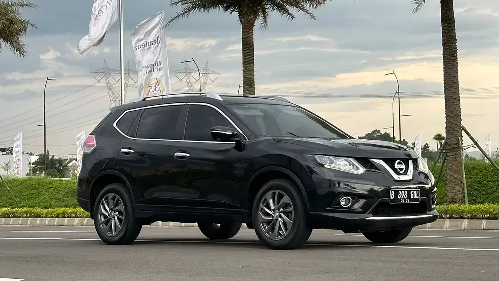 TDP 25 juta !! Nissan X-Trail 2.5 AT 2015 Bensin