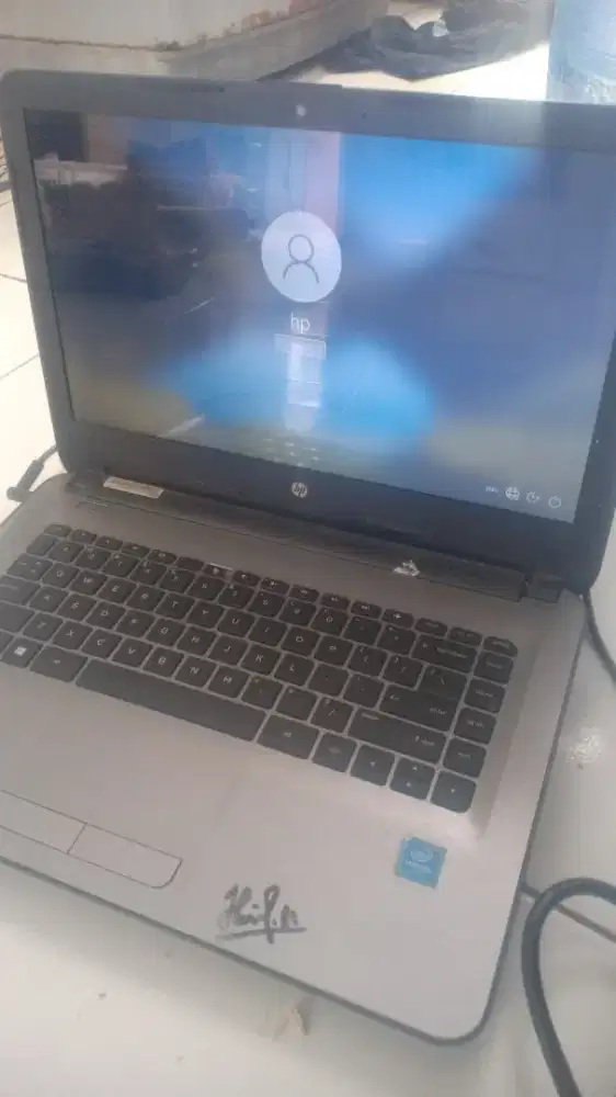 di jual laptop merk HP