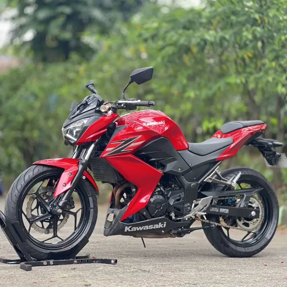 KAWASAKI Z250 FI 2013 MERAH KM RENDAH PAJAK PANJANG SIAP GASPOL