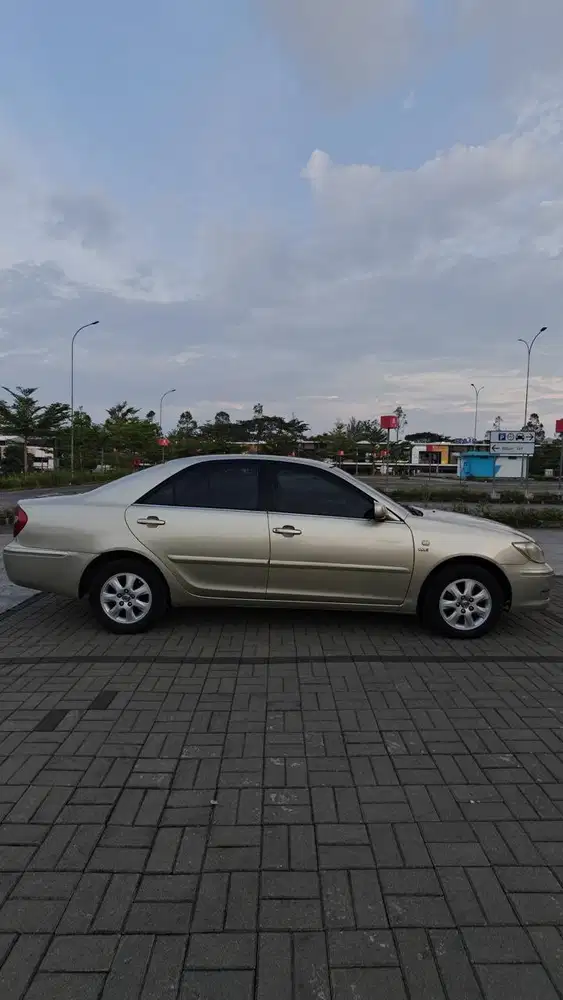 Camry 2400 cc G