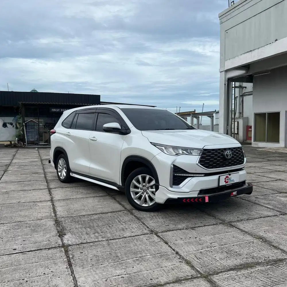 Toyota Kijang Innova Zenix V Modelista 2024