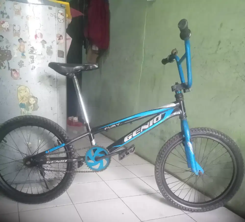 Sepeda BMX Genio torpedo UK 20