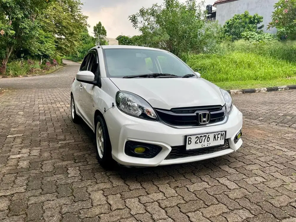 HONDA BRIO E MATIC 2017 PUTIH