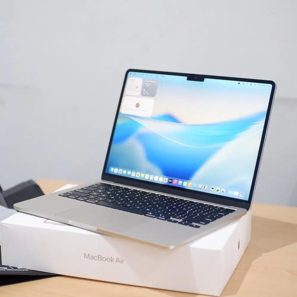 MacBook Air M2 Mulus Fullset Ibox 16/256