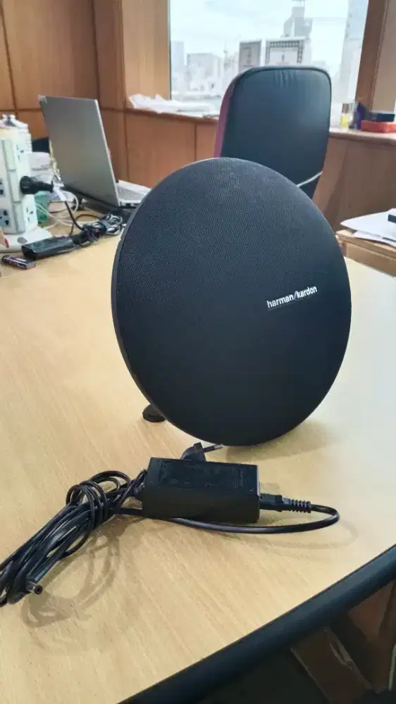 harman kardon onyx studio 4