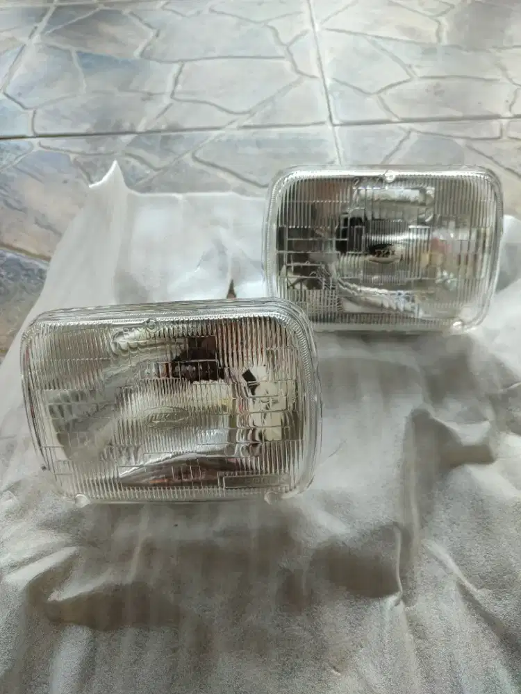 Headlamp Reflektor Sealed Beam Daihatsu Taft GT Hiline Rocky IKI