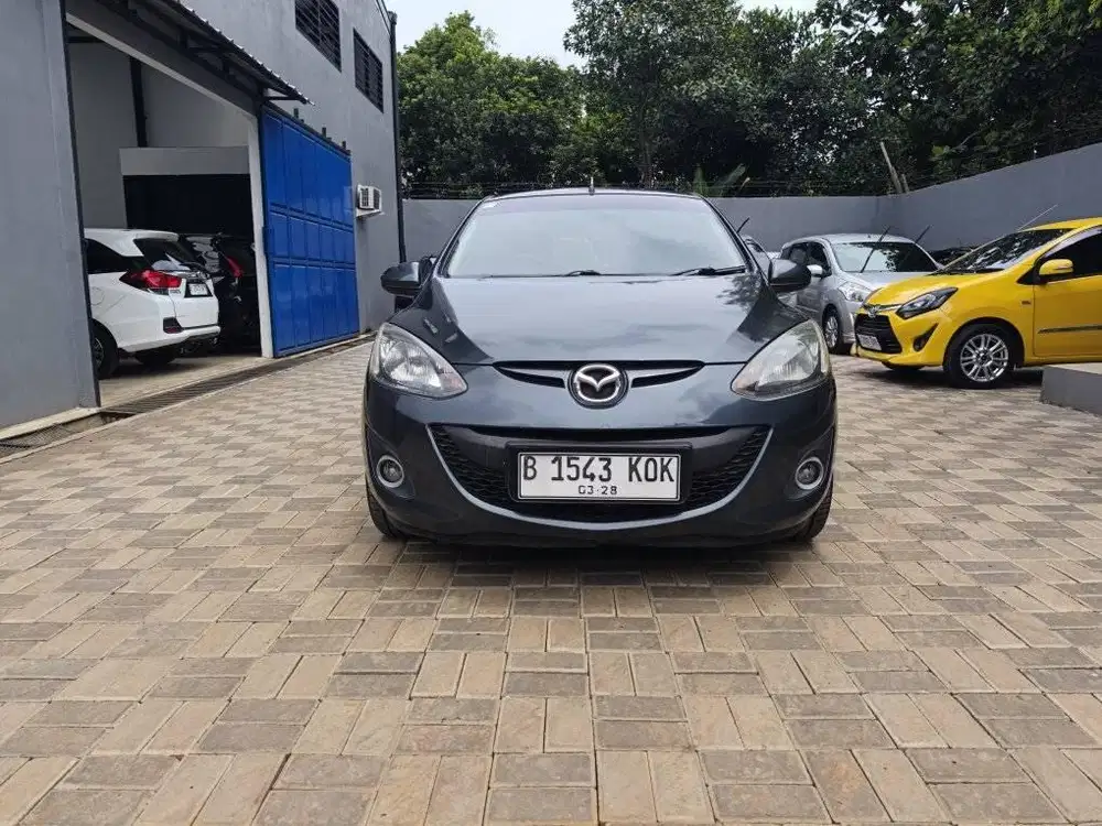 MAZDA 2 sport 2012 tdp 15 juta