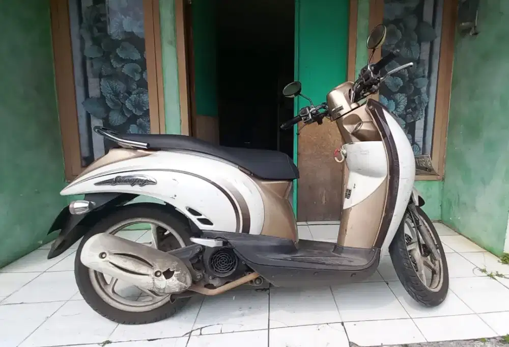 Dijual Honda Scoopy 2010