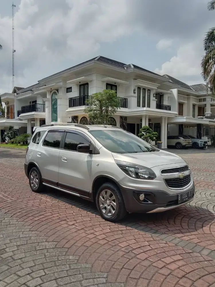 Chevrolet Spin Activ Matic 2015 KONDISI ISTIMEWA SIAP PAKAI DP MINIM