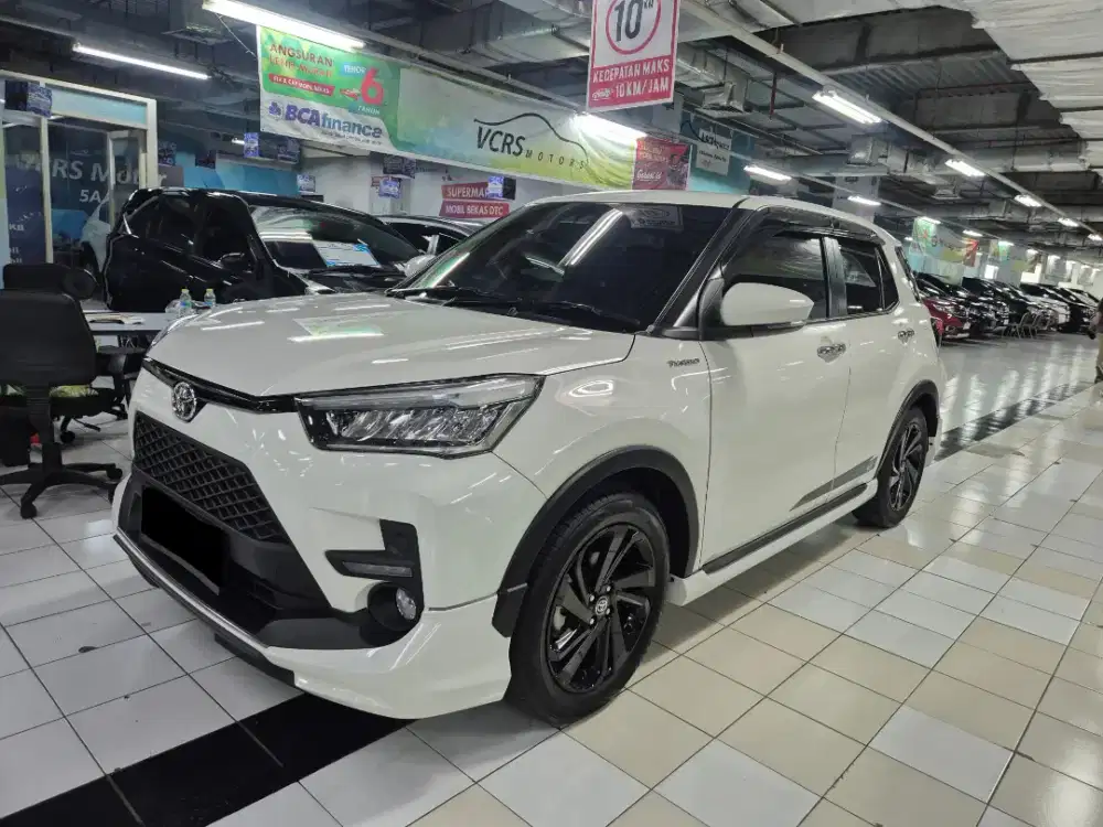 KM 41rb ANTIK TOYOTA RAIZE GR TSS 2021 TIPE TINGGI IRIT LINCAH MULUS