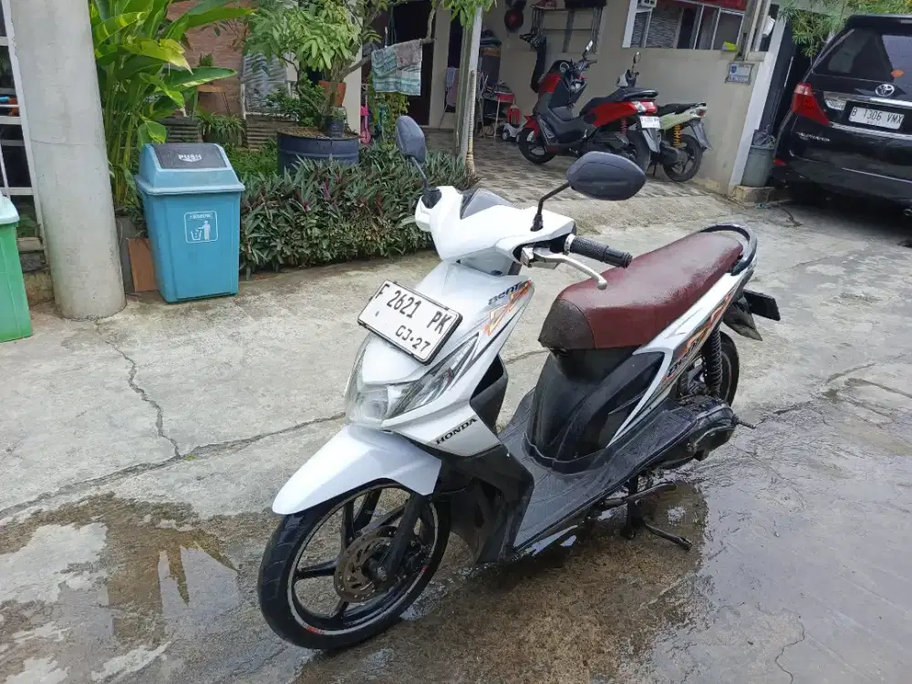 Honda Beat 2012 karbu Mulus
