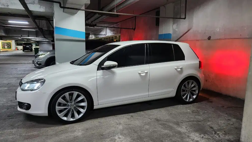 Volkswagen Golf 2011 Bensin