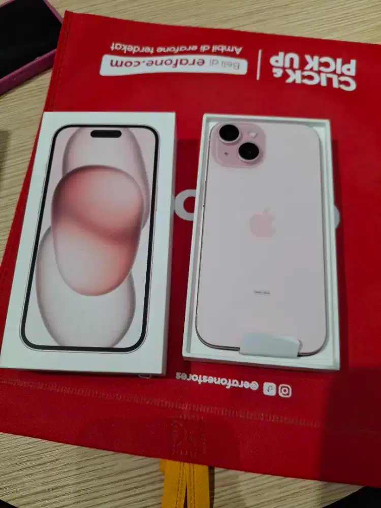 Promo kredit iphone 15 128GB cicilan bebas 2kali angsuran