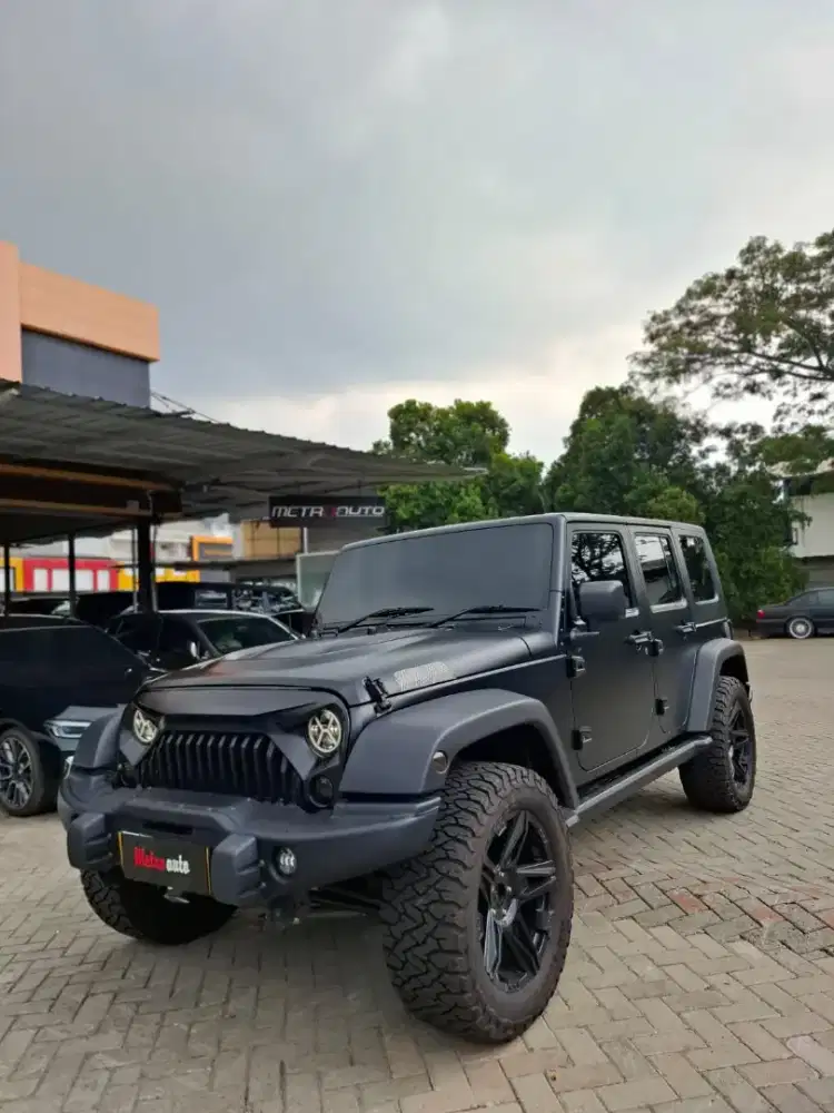 Jeep rubicon 3.8cc 2011 termurah
