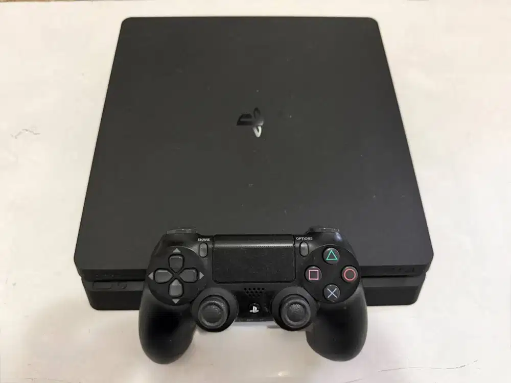 PLAYSTATION PS 4 SLIM 500GB