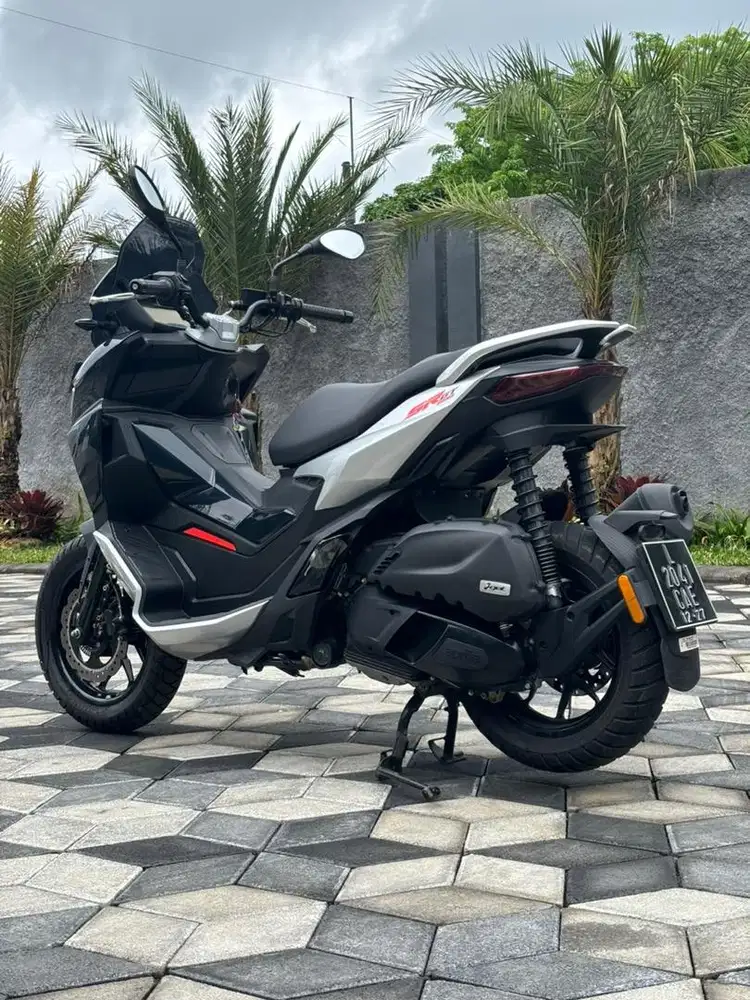 Aprilia SR GT 200 ABS IGet th 2022 Hitam Odo 6rb Koko Motor