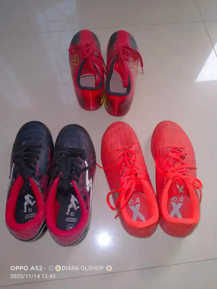 Jual sepatu futsal