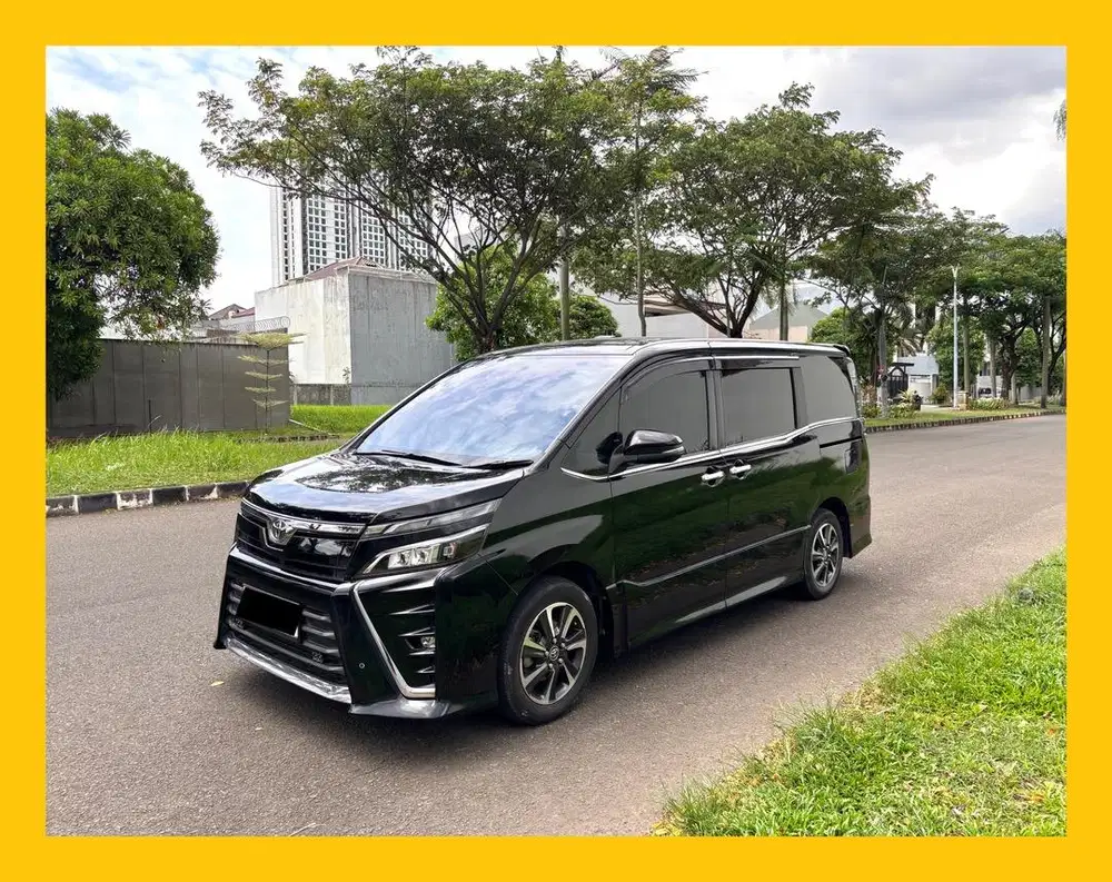 {KM 40 Rb} Toyota Voxy 2019 Cbu Japan Cash Antik Jarang Pakai Mulus