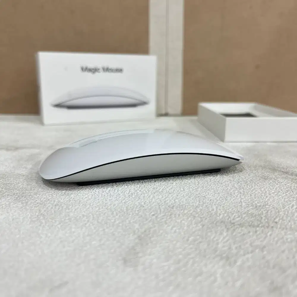 Magic Mouse Gen 2 second warna Whit
