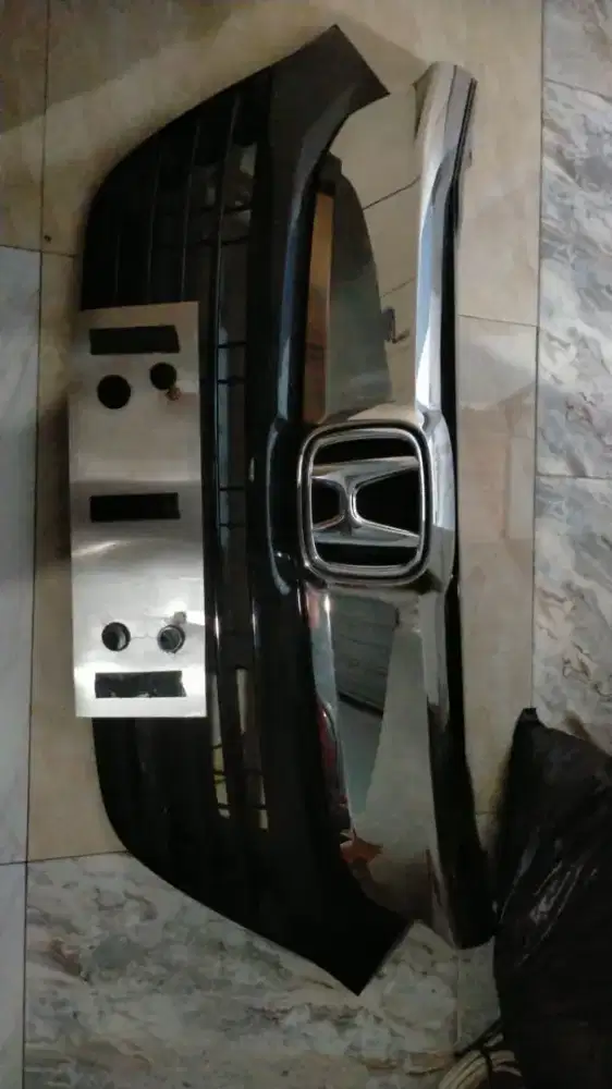 Bemper Garnis depan Honda HRV