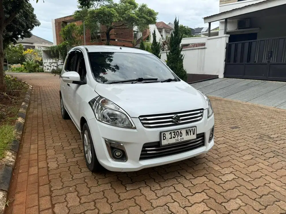 SUZUKI ERTIGA GX MATIC 2015 MURAH