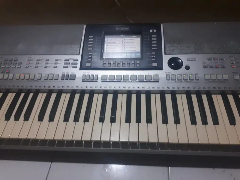 Yamaha Psr s910
