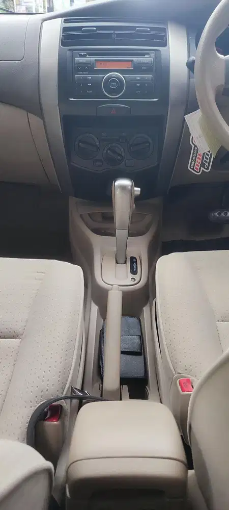 Nissan Grand livina 2008 Bensin