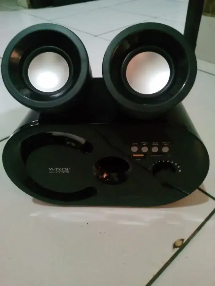 Speaker bluetooth