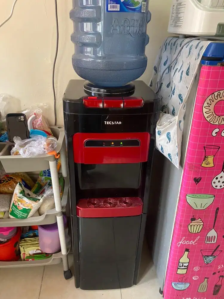 Dispenser Tecstar 3 mode dan ada kulkas bawahnya