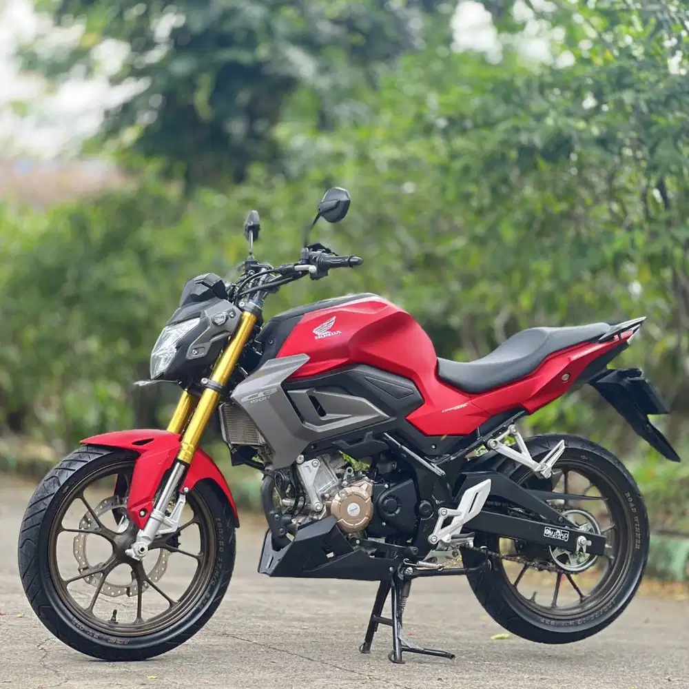 HONDA NEW CB150R MERAH 2023 KM 4K PAJAK PANJANG SUPER GRESS